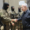 Confrontations armées, colonisation, nettoyage ethnique, génocide… Comment Benyamin Netanyahou met le Moyen-Orient à feu et à sang depuis trois décennies